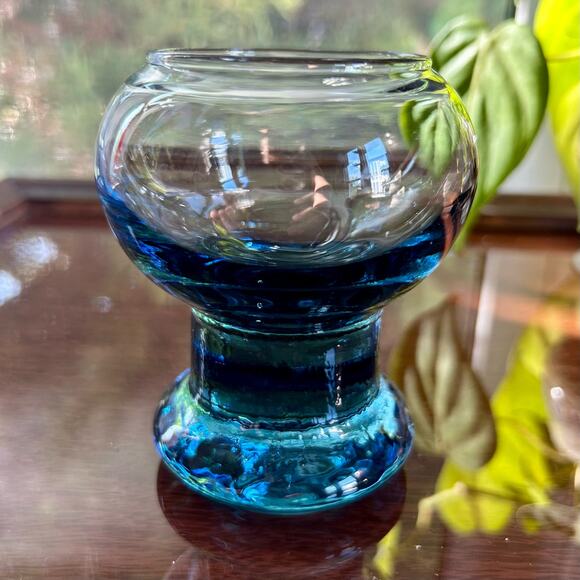 Vintage Art Deco Heavy Base Blue Glass Mid Century Modern Design 4” Vase - Picture 1 of 10